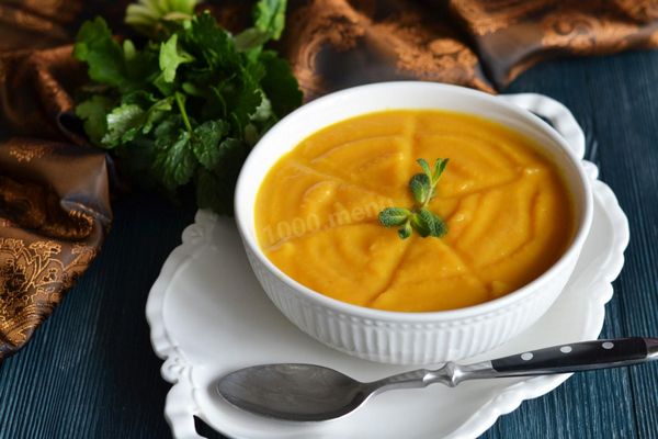 Суп пюре из моркови и картофеля стакана    

   Молотый перец