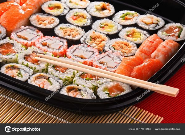 Ассорти роллы и суши: главное — много! | Простые рецепты на каждый день