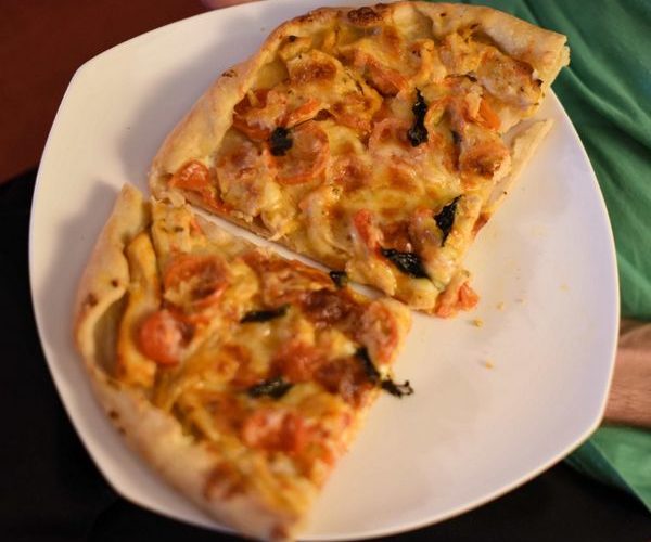 Пицца с помидорами и курицей | Простые рецепты на каждый день